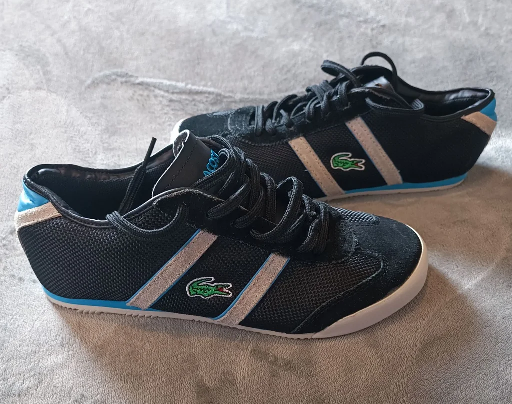 Paire de baskets Lacoste vintage taille 40 bon état